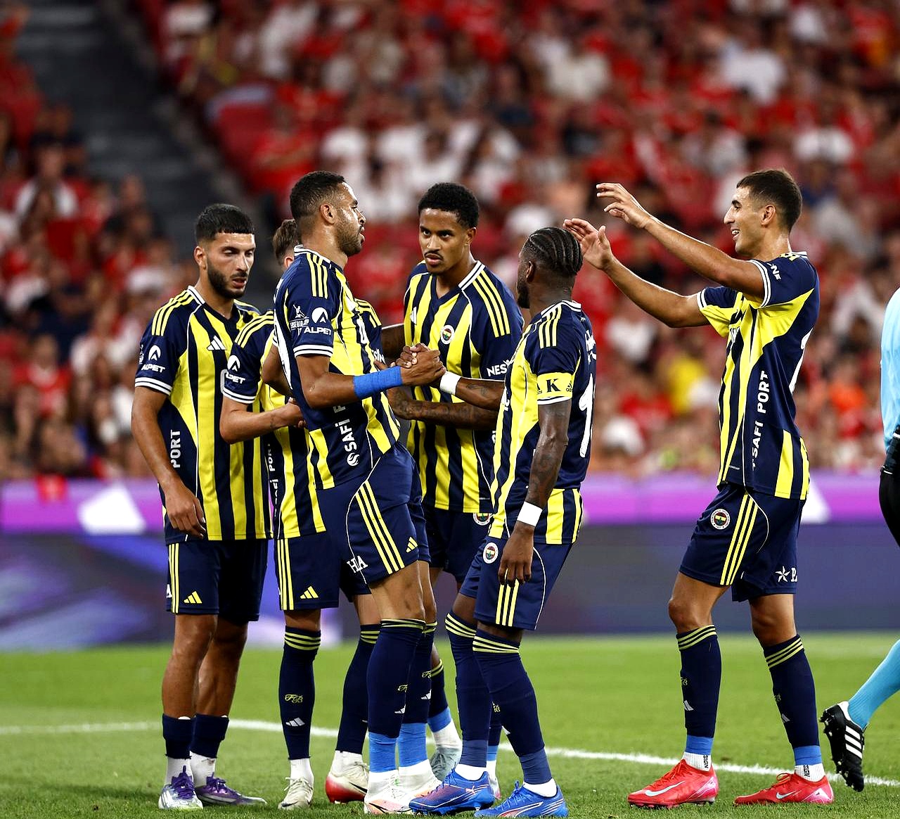 包含今晚拜仁慕尼黑备战葡超,刷新队史纪录细节曝光,底气十足,心理建设被强调的词条 包含今晚拜仁慕尼黑备战葡超,刷新队史纪录细节曝光,底气十足,心理建设被强调的词条